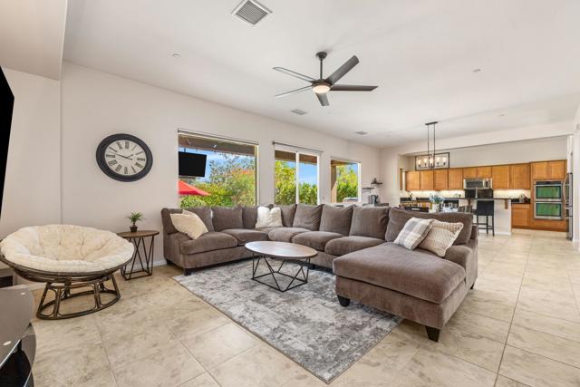 41252 Gaslight Avenue, Bermuda Dunes CA: https://media.crmls.org/mediaz/3d2f2bb0-fa09-4ab3-a75e-cc59eb610453.jpg