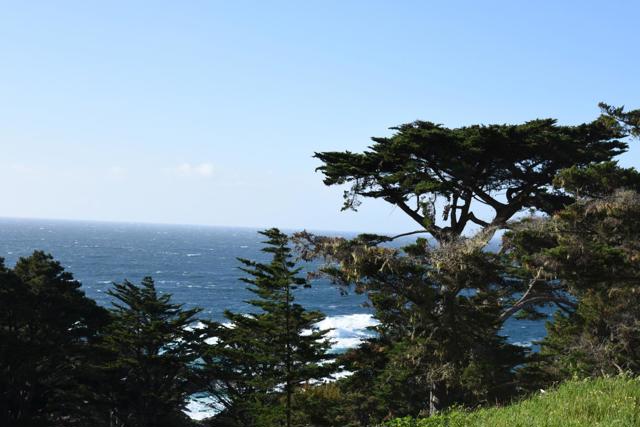 0 Spindrift Road, Carmel Highlands CA: https://media.crmls.org/mediaz/3d2f472f-15a7-4260-9728-4857fe622d45.jpg