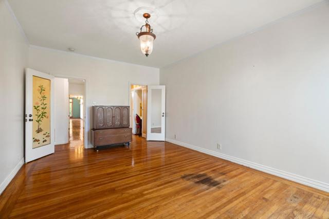 36333635 Webster Street, San Francisco CA: https://media.crmls.org/mediaz/3d2f9c38-a614-4dc6-90c8-c9cc36e4ed9d.jpg