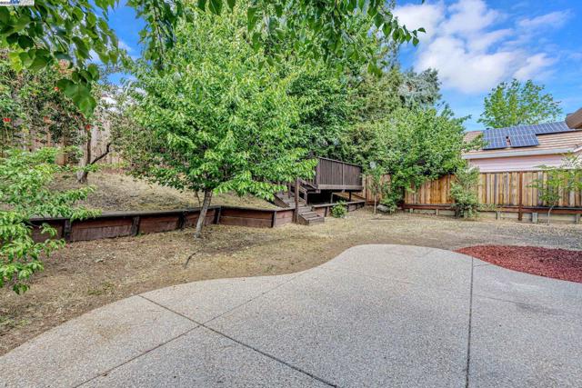 5132 Pioneer Way, Antioch CA: https://media.crmls.org/mediaz/3d305a9b-20a0-48d8-9220-92c8825268fd.jpg