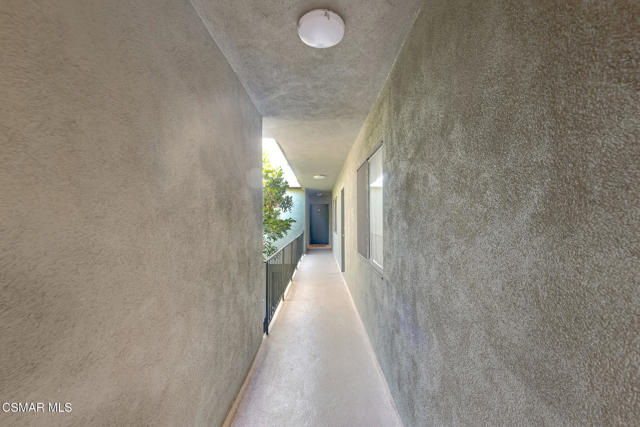3411 Mclaughlin Avenue, Los Angeles CA: https://media.crmls.org/mediaz/3d32fcfd-e527-43e0-8a71-bfac833a26b5.jpg