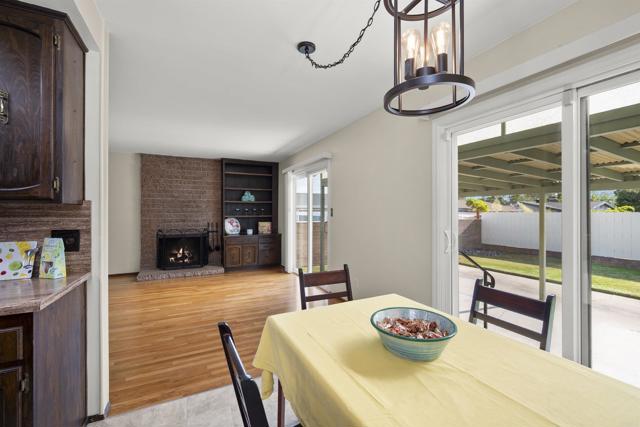 Detail Gallery Image 18 of 43 For 3812 Armstrong St, San Diego,  CA 92111 - 3 Beds | 2 Baths