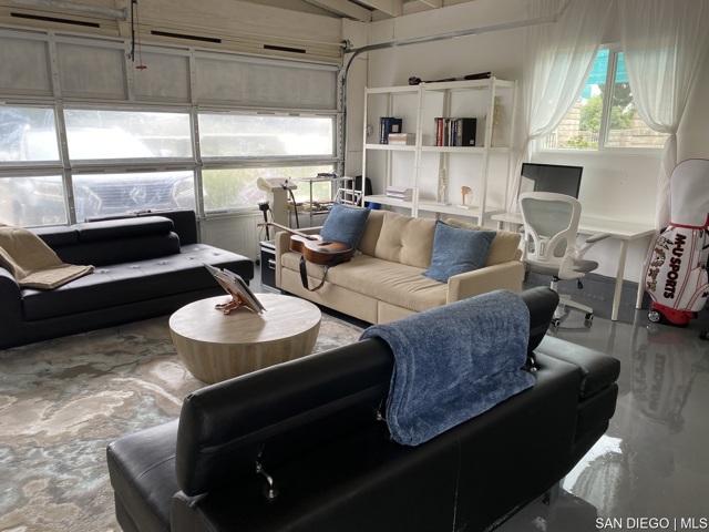 2401 Canfield DR, La Habra CA: https://media.crmls.org/mediaz/3d339fea-b69f-4958-abb5-33d420464013.jpg