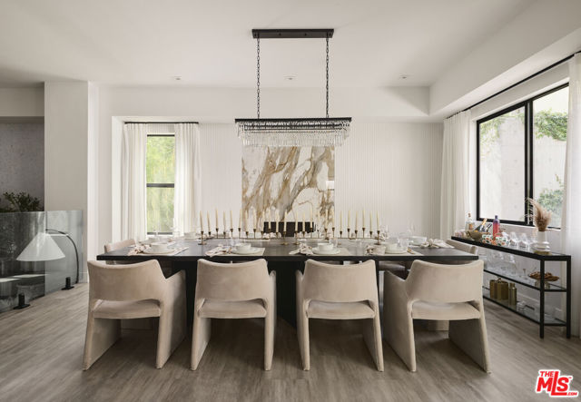 4967 Llano Drive, Woodland Hills CA: https://media.crmls.org/mediaz/3d340bf2-0b3d-4a9a-a289-769695cc69ac.jpg