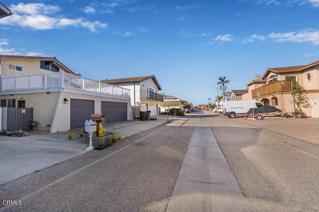 Detail Gallery Image 25 of 25 For 4911 Oceanaire St, Oxnard,  CA 93035 - 3 Beds | 2/1 Baths