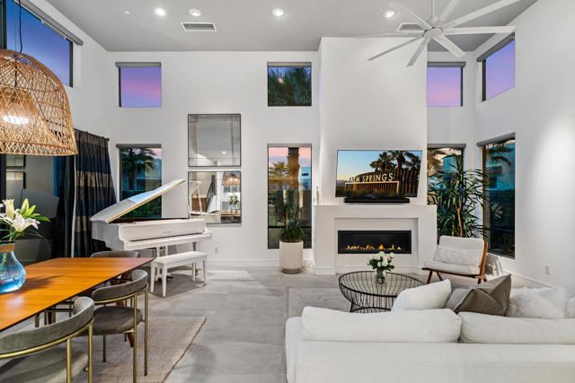 188 Blue Moon Drive, Palm Springs, CA 92262