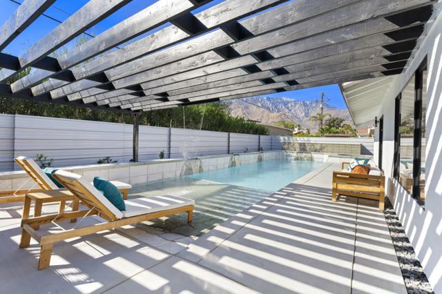 2171 E Francis Drive, Palm Springs CA: https://media.crmls.org/mediaz/3d370d1c-4e0a-4a1b-b96c-fa96dab02d86.jpg
