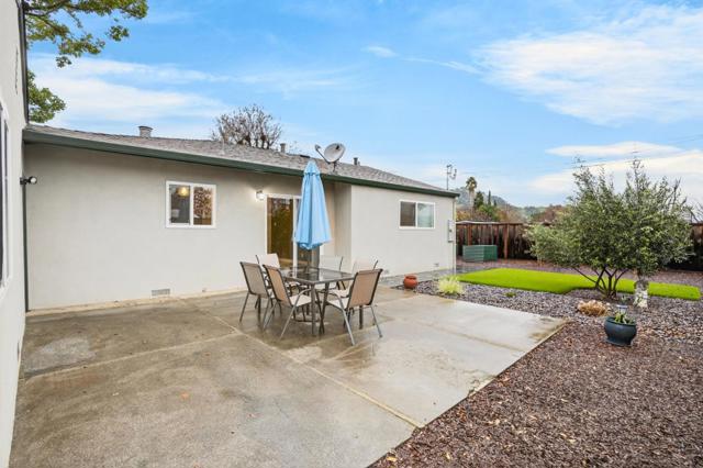 515 W Dunne Avenue, Morgan Hill CA: https://media.crmls.org/mediaz/3d379716-94bf-4470-adf6-b0b0288ae7d9.jpg