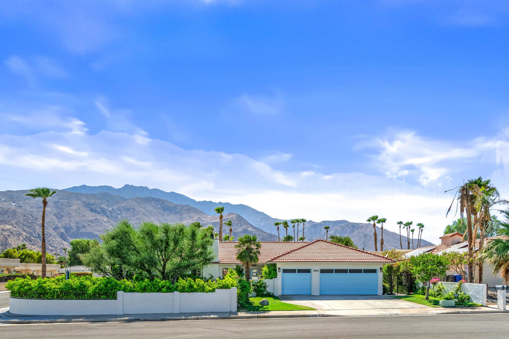1399 N Via Donna