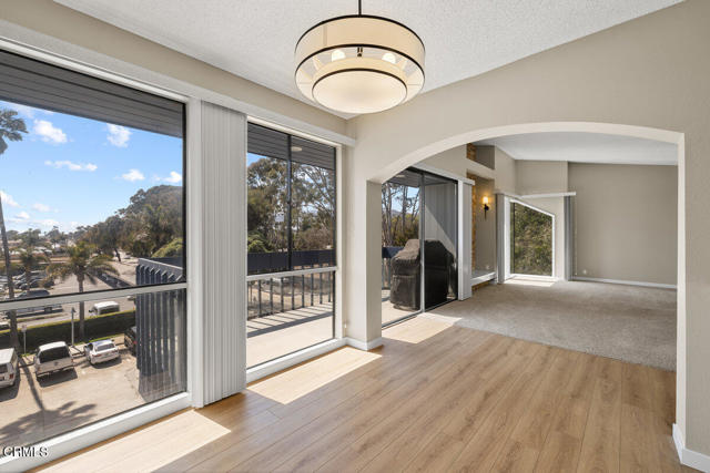 350 Paseo De Playa, Ventura CA: https://media.crmls.org/mediaz/3d395248-7ef3-4909-9d7d-28861f5cdb90.jpg