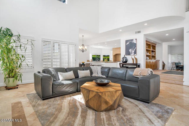 6057 Rainbow Hill Road, Agoura Hills CA: https://media.crmls.org/mediaz/3d3d4fed-f9a3-4546-a40d-968a02bc962c.jpg
