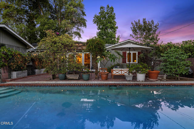 525 N Michillinda Avenue, Pasadena CA: https://media.crmls.org/mediaz/3d3e4188-1d53-4b1a-ae47-57946494254d.jpg