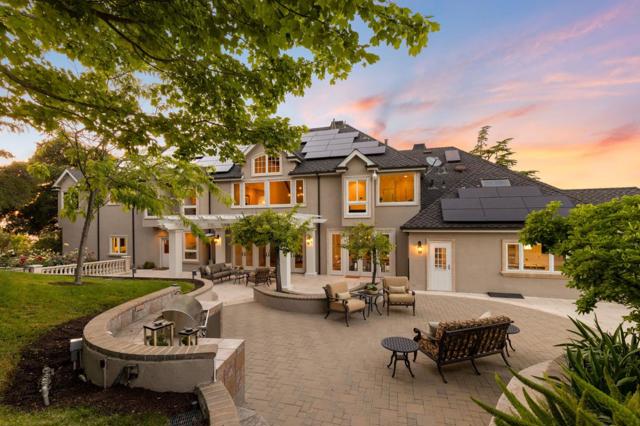 16541 Cypress Way, Los Gatos CA: https://media.crmls.org/mediaz/3d3f5266-5439-42ff-bf27-80378433bf2e.jpg