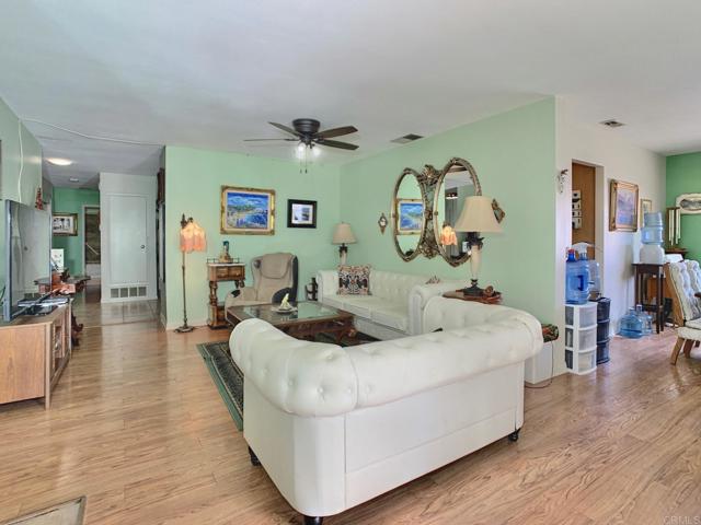 Image 19 of 61 For 2633 Windmill View Dr