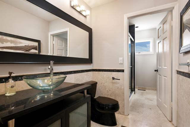 5918 Germaine Lane, La Jolla CA: https://media.crmls.org/mediaz/3d406662-3309-4efa-b872-b1a3cf186e9d.jpg