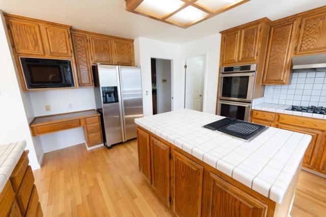 3650 Valley Ridge Lane, San Jose CA: https://media.crmls.org/mediaz/3d4140a4-9d47-4c89-b7ed-af7f3b09b6b3.jpg