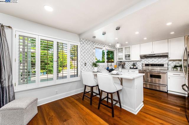 260 Mara Pl, San Ramon CA: https://media.crmls.org/mediaz/3d423428-1d25-486b-a985-d464cd28be6e.jpg