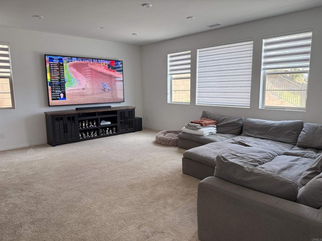 2362 E Lincoln Avenue Avenue - photo 4