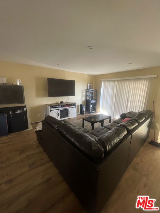 850 W 157TH Street, Gardena CA: https://media.crmls.org/mediaz/3d42bfc6-768a-42e6-8da0-3bb03361f8d8.jpg
