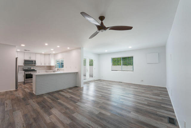 126 Monte Carlo Street, Rancho Mirage CA: https://media.crmls.org/mediaz/3d4361a2-db52-4580-85ee-777556281e54.jpg