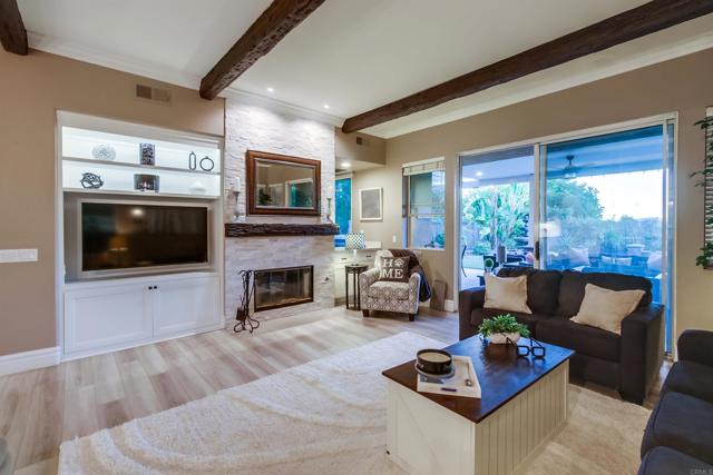 375 Camino Bailen, Escondido CA: https://media.crmls.org/mediaz/3d43fd8f-5455-4157-94a6-f3040d1ce366.jpg