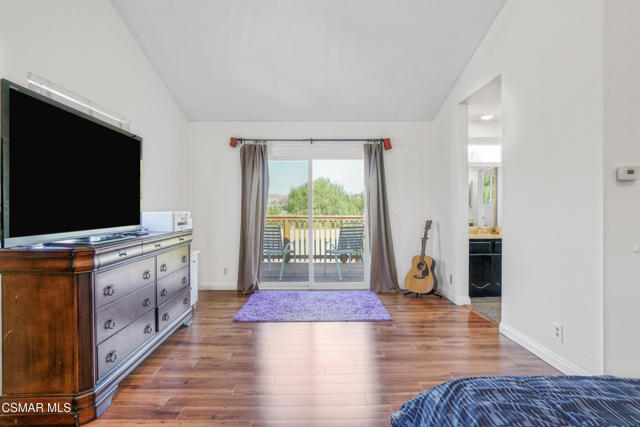 27802 Via Amistosa, Agoura Hills CA: https://media.crmls.org/mediaz/3d449860-a159-45f9-9b8a-adac0ca9b0bd.jpg