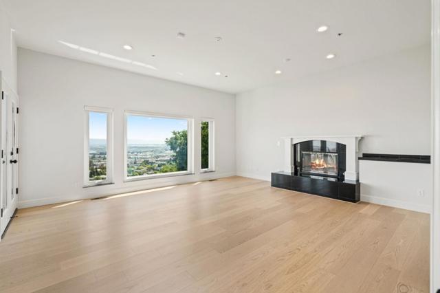 70 ENSENADA Road, San Carlos CA: https://media.crmls.org/mediaz/3d44b34c-caee-4822-93f4-31a4f41f10a1.jpg
