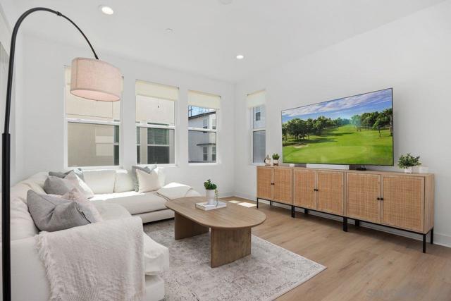 8021 Rubicon, San Diego CA: https://media.crmls.org/mediaz/3d457477-6761-4258-941a-9dcd62778bf4.jpg