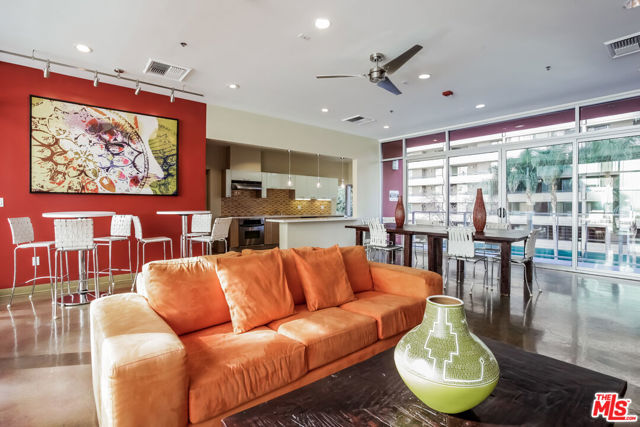 Image 17 of 20 For 645 9th Street 706