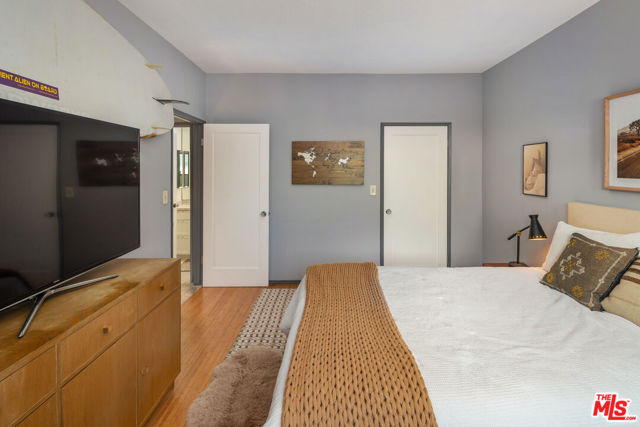 1133 N Clark Street, West Hollywood CA: https://media.crmls.org/mediaz/3d468ba4-0cad-4673-8e68-643a98b0f216.jpg