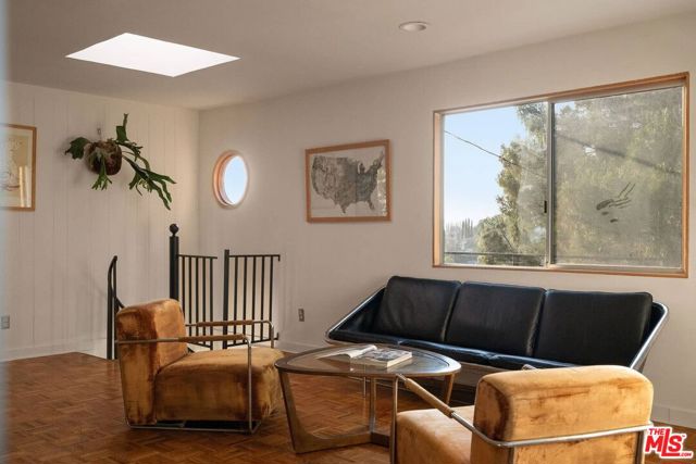 3130 Isabel, Los Angeles CA: https://media.crmls.org/mediaz/3d46ce61-3075-421d-b023-ee0a395849dd.jpg