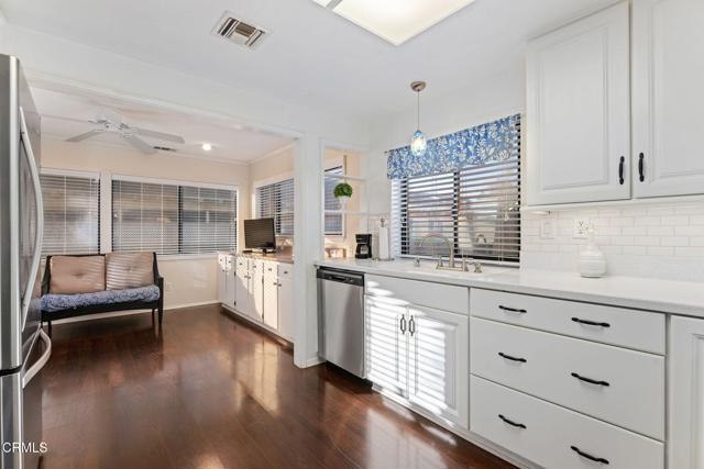 Detail Gallery Image 10 of 31 For 17207 Village 17, Camarillo,  CA 93012 - 2 Beds | 2 Baths