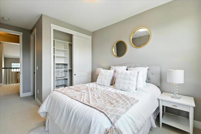 324 Cherokee Loop, Mountain View CA: https://media.crmls.org/mediaz/3d47fbe4-f90f-4cd4-8c51-6bda1d6088a4.jpg