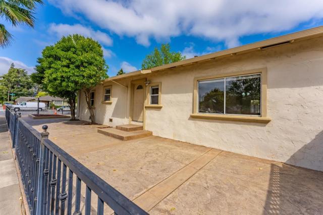 7400 Dowdy Street, Gilroy CA: https://media.crmls.org/mediaz/3d484f2f-784a-4b01-b7eb-0e0a75bc761d.jpg