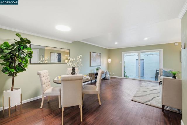 1804 Wildbrook Ct, Concord CA: https://media.crmls.org/mediaz/3d488b50-832f-4f1f-b52f-db251fc47184.jpg