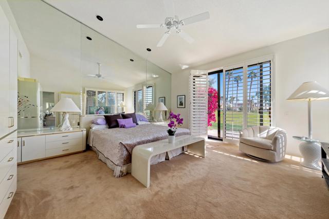 10109 Lakeview Drive, Rancho Mirage CA: https://media.crmls.org/mediaz/3d4a698f-b0e3-4390-a0e4-738bace59148.jpg
