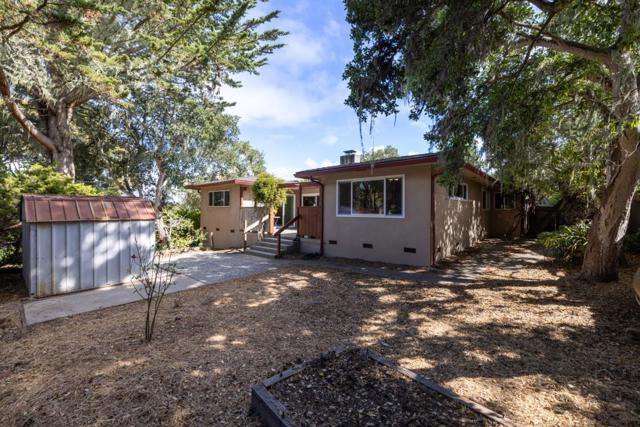 30 Via Encanto, Monterey CA: https://media.crmls.org/mediaz/3d4a83c1-d177-4a35-a460-914664194db4.jpg