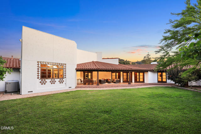 1533 Rancho Avenue, Glendale CA: https://media.crmls.org/mediaz/3d4abf0b-0de4-45db-ad32-e3eab3b4ee08.jpg