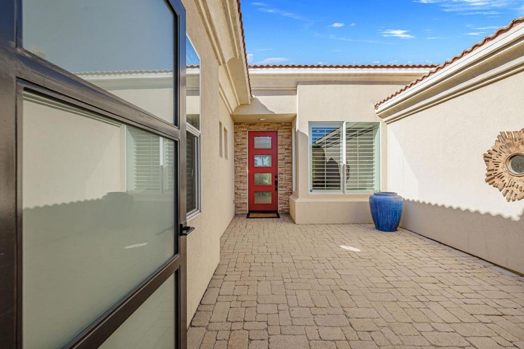 MLS #219138503DA image #2