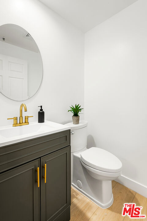 https://media.crmls.org/mediaz/3d4deba3-c080-4bb3-bdeb-1dcb99fef374.jpg?preset=X-Large