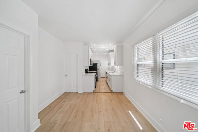 7926 Fountain Avenue photo 4