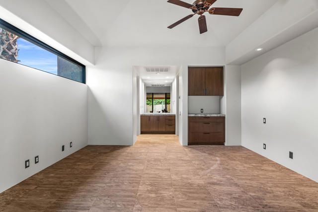 79200 Jack Rabbit Trail, La Quinta CA: https://media.crmls.org/mediaz/3d4e8922-cdfb-466f-a7ba-0a1c9b55b8d9.jpg