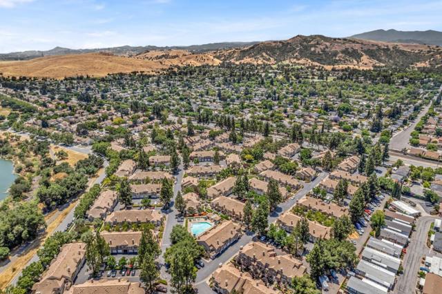 6901 Rodling Drive, San Jose CA: https://media.crmls.org/mediaz/3d4f7391-5f20-458c-a424-0a78ddb46abe.jpg
