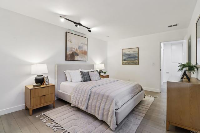 Detail Gallery Image 12 of 28 For 3434 Seabreeze Walk, Oceanside,  CA 92056 - 2 Beds | 1 Baths