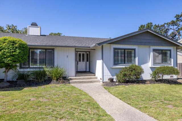 7 Antelope Lane, Monterey CA: https://media.crmls.org/mediaz/3d521990-caf4-4053-bb21-b5ece33b9e8a.jpg