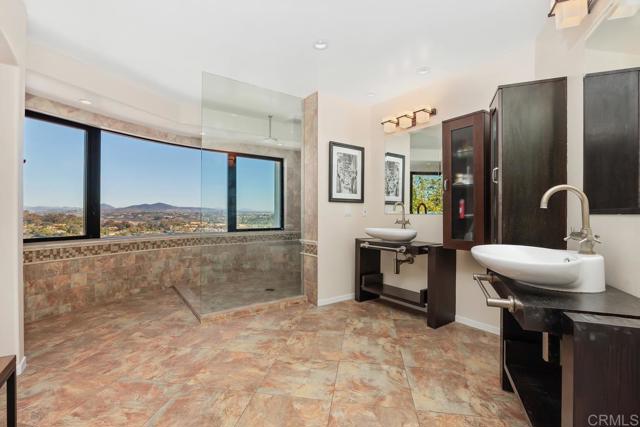 Detail Gallery Image 25 of 42 For 4628 Rancho Reposo, Del Mar,  CA 92014 - 4 Beds | 3/1 Baths