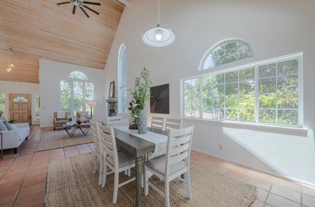 158 Echo Valley Road, Prunedale CA: https://media.crmls.org/mediaz/3d53bffb-a90f-47ad-b362-34ec93e7bae1.jpg