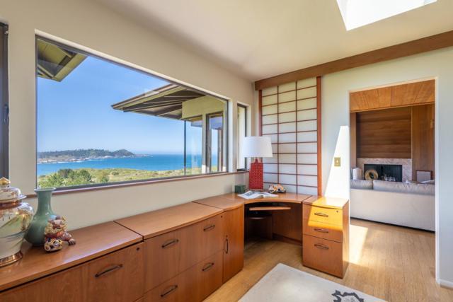 2952 Cuesta Way, Carmel CA: https://media.crmls.org/mediaz/3d53f026-2a45-4284-8dc7-b6e5fe03f39a.jpg