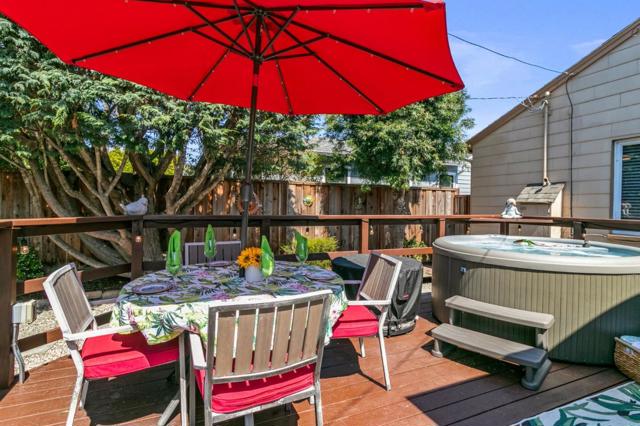 141 Knoll Circle, South San Francisco CA: https://media.crmls.org/mediaz/3d5434ba-fe92-463d-b1a0-1ad6d7592f2a.jpg