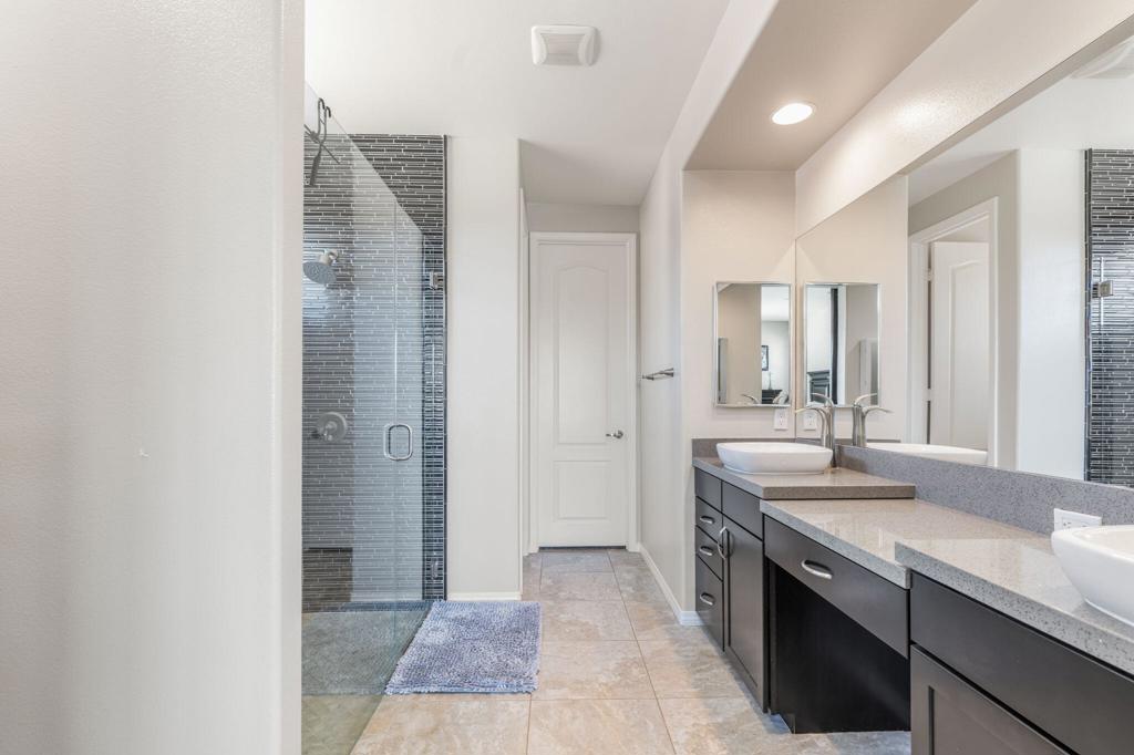 MLS #219136575DA image #22